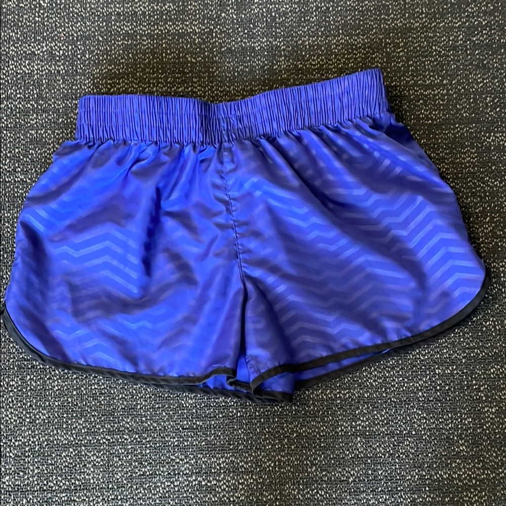 BCG Blue Chevron Athletic Shorts L